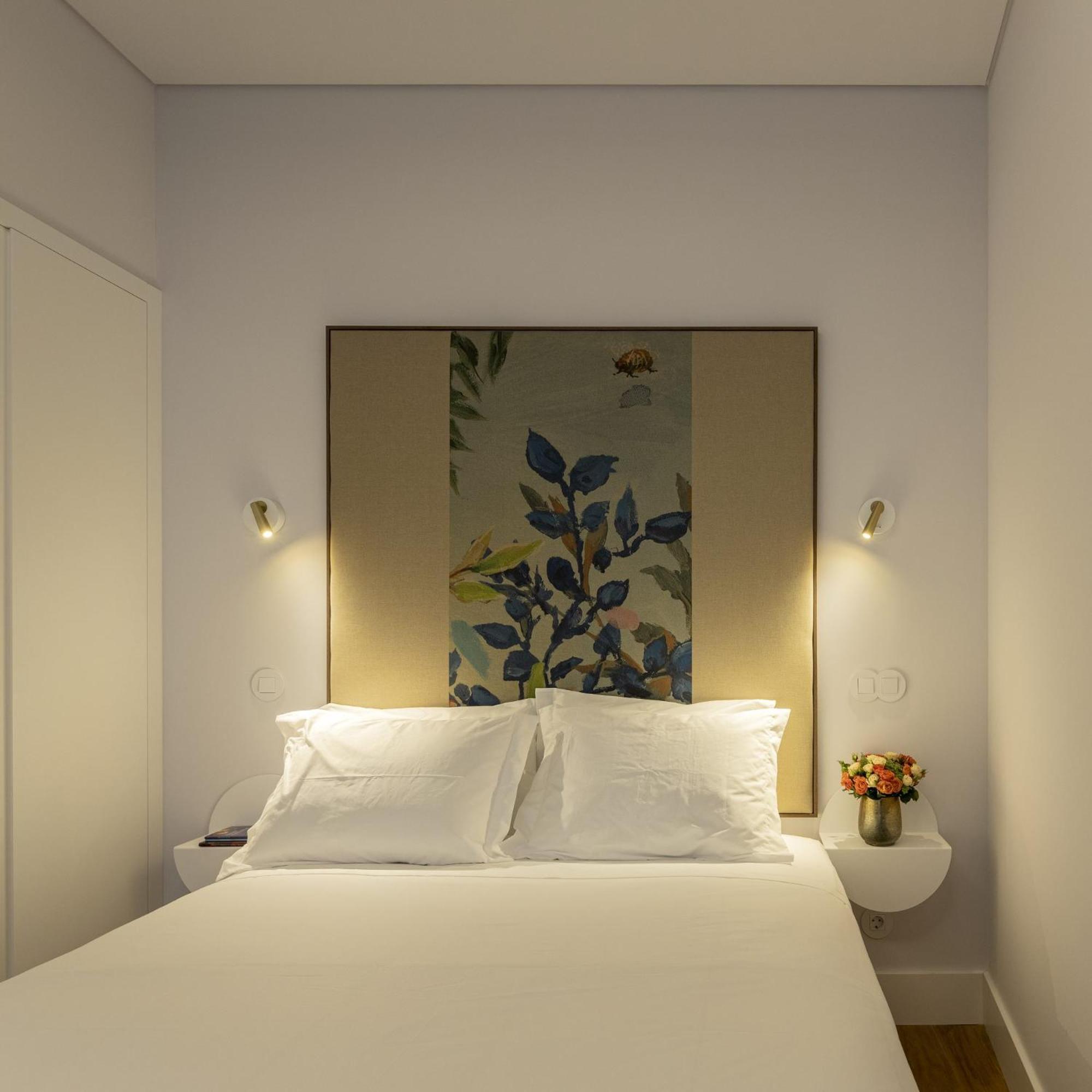 Superior One-Bedroom Apartment